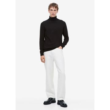 Slim Fit Fine-knit Turtleneck Sweater